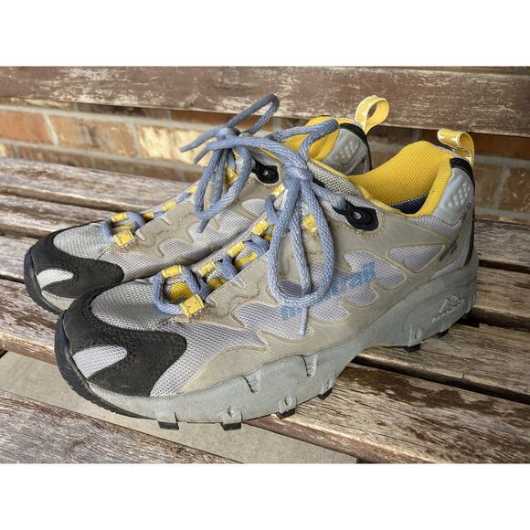 Women's Size 8 Montrail Genhurr 1405 Hiking Trail Running Shoes - Picture 1 of 4